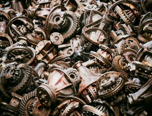 Como escolher o processo industrial ideal para cada tipo de peça metálica 